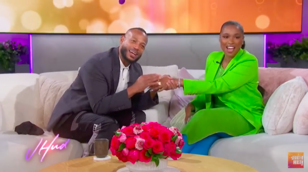 ?The Chemistry Is Definitely There?: Jennifer Hudson and Marlon Wayans Plot Their Next Project on Her Show, and It?s Obvious to Fans It Should Be Becoming a Couple