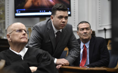 Judge In Rittenhouse Trial Dismisses Gun Charge Crucial to Prosecutor's Case, Tells Jury â€˜Pay No Heed to the Opinions of Anyoneâ€™ Before Case Goes to Deliberations