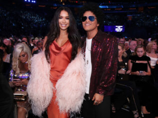 Who is Bruno Mars dating now?
