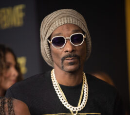 You Got All My Damn Money': Snoop Dogg Heated After Uber Eats Driver Takes Off with Meal, Telling Him Location â€˜Is Not a Safe Placeâ€™