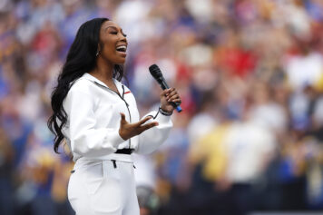 My Sis Gonna Kill Every Timeâ€™: Brandy's  â€˜Moeshaâ€™ Co-StarÂ Marcus Paulk Praises the Singer's National Anthem Rendition at NFC Championship Game