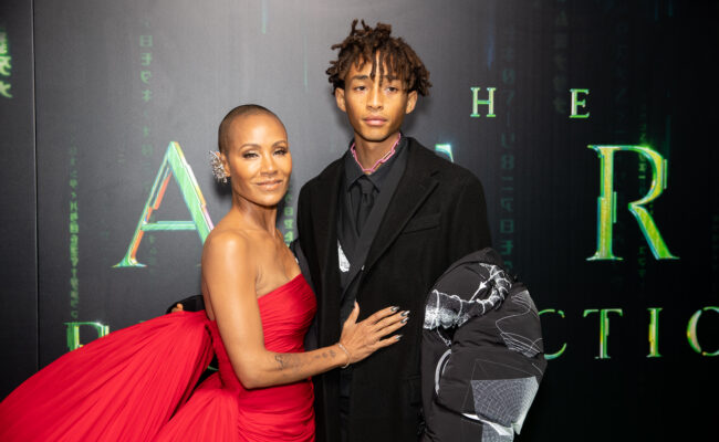 Hard': Proud Mom Jada Pinkett Smith Wows Fans After She Models Jaden and Willow's Clothing Line