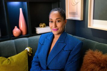 She Get it From Her Momma!: Tracee Ellis Ross Flaunts Natural Hair and Makeup In New Photo