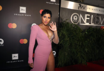?Lord That Thigh?: Toni Braxton Sends Fans Into Frenzy with Seductive Video?