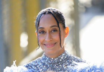 ?Slow Down Before These Young Boys Flood Your Inbox?: Tracee Ellis Ross Stuns Fans with This Tight Number While Showing Off Her ?Happy Place??