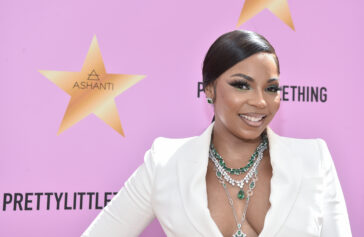 ?Wait A?Minute, Is That Your Mom Or Your Sister?? Ashanti Posts Pic with Mom and Fans Gush Over Their Beauty?