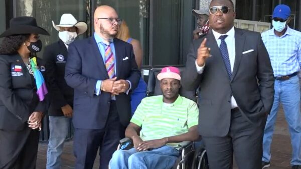 No One Helped Him': Lawyer Demands Video Released of Texas Officer Body-Slamming Handcuffed Black Man, Leaving Him Paralyzed; Files Excessive Force Lawsuit