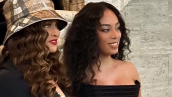 Fans can't get enough of Tina Knowles-Lawson and Solange Knowles' seemingly close-knit relationship. (Pictured: Tina Knowles-Lawson and Solange Knowles.