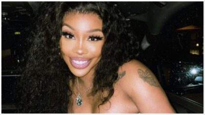 SZA breaks the Internet yet again with another one of her BBL photo dumps.