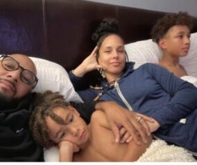 Mini Swizz and AK': Alicia Keys Gives Thanks for Her Family, Fans Focus on 'Sweet Video' with Both Sons Playing the Piano