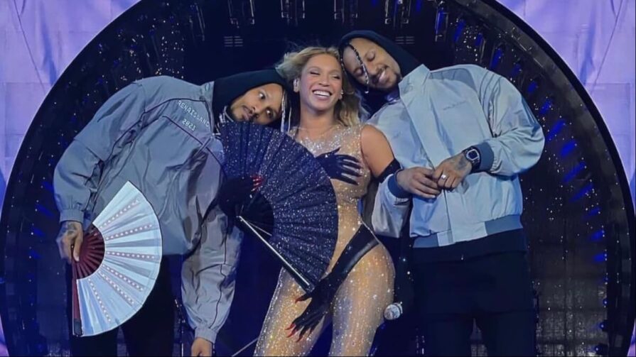 ‘this Is Deeply Disturbing One Of Beyoncés Les Twins Dancers Blasted By Woman For Allegedly 