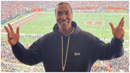 Former NFL wide receiver asks for restraining order against woman who sent his family threatening messages and changed her last name to "Houshmandzadeh."