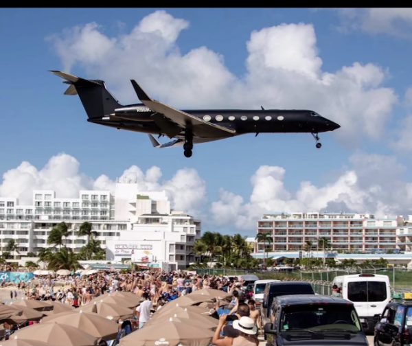 Diddy's himself a $60m Gulfstream G550 plane for his 52nd birthday in 2021. IG@Diddy