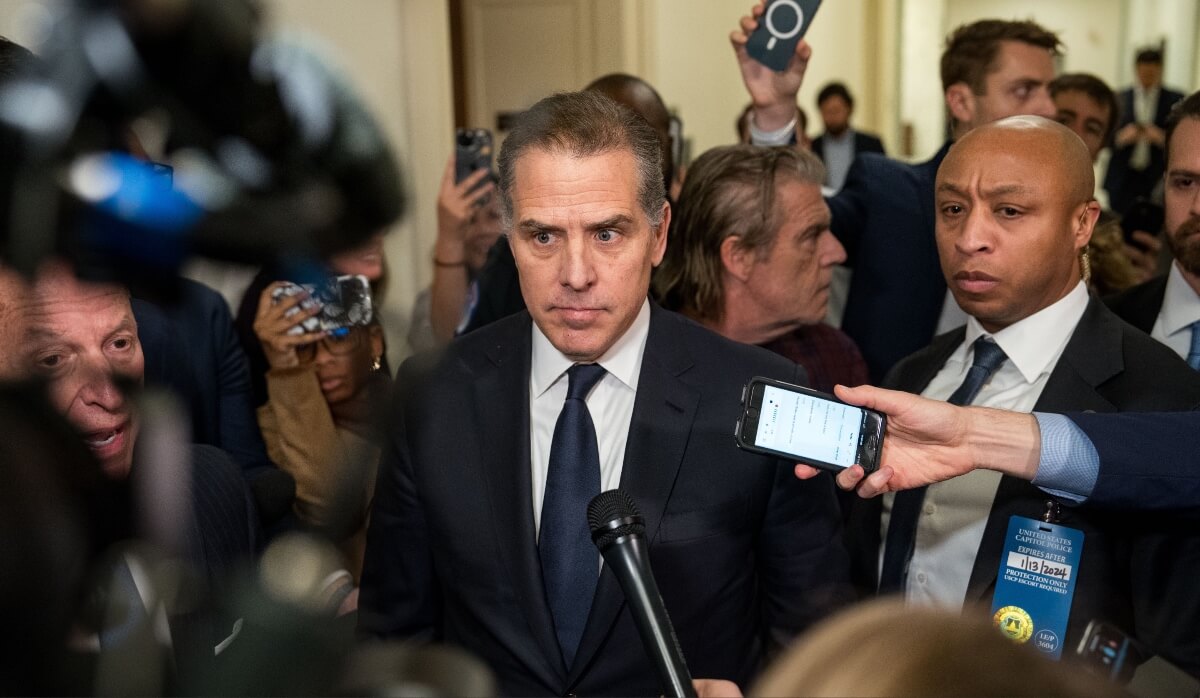 Hunter Biden Shuns Marjorie Taylor Greene at Congressional Hearing As ...