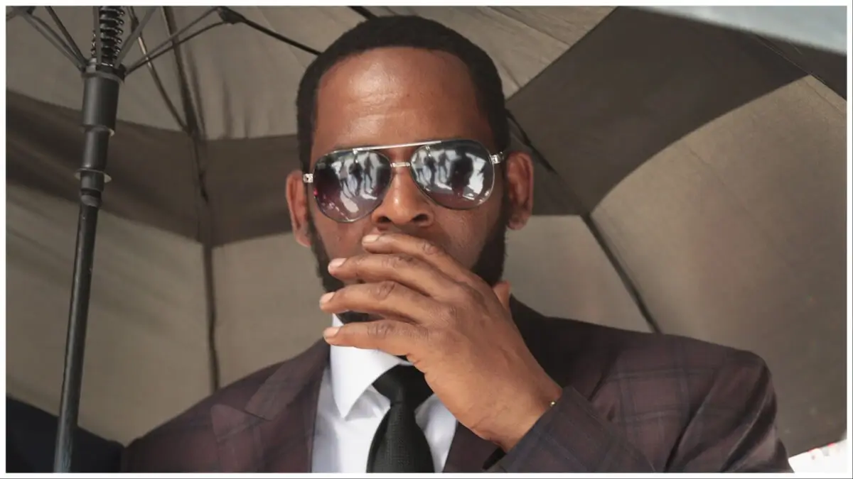 R. Kelly (Photo by Scott Olson/Getty Images) 