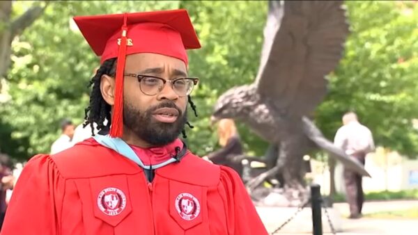 Newark dad graduates with masters