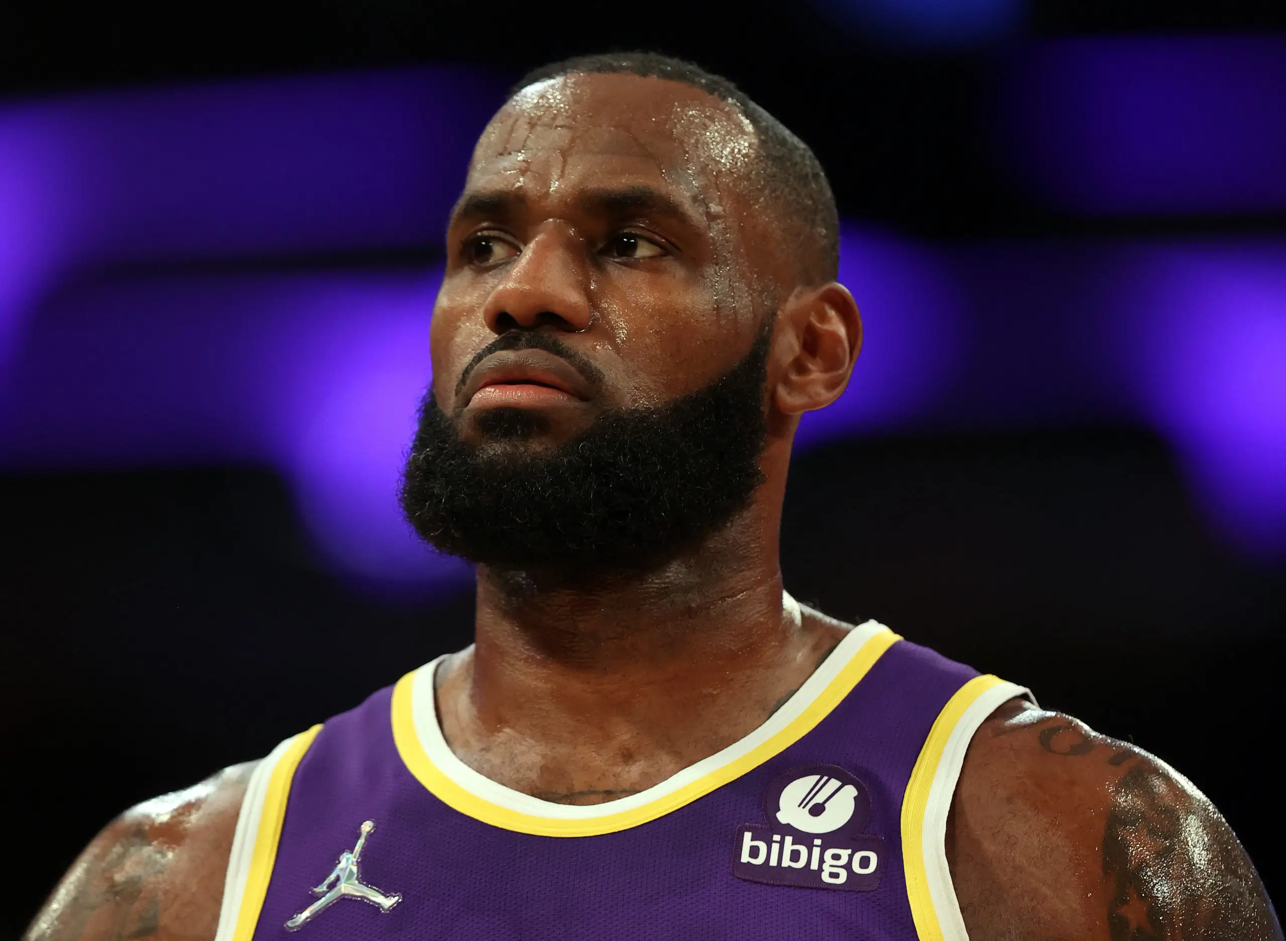 LeBron James fans demand legal action against angry fan who revealed his location after being denied a selfie