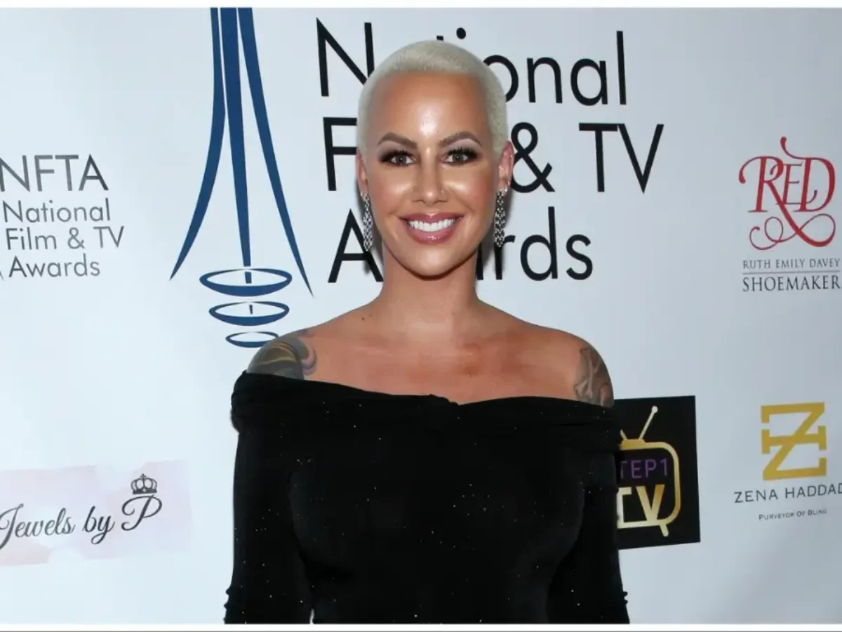 ‘I Used to Feel Sorry for Her After Ye’: Black Twitter Drags Amber Rose for  Popping Out in Her ...