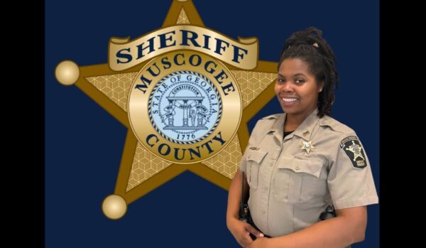 Georgia Deputy On Lunch Break Intervenes to Stop Distraught Woman from Leaping Into River with 2-Month-Old Baby