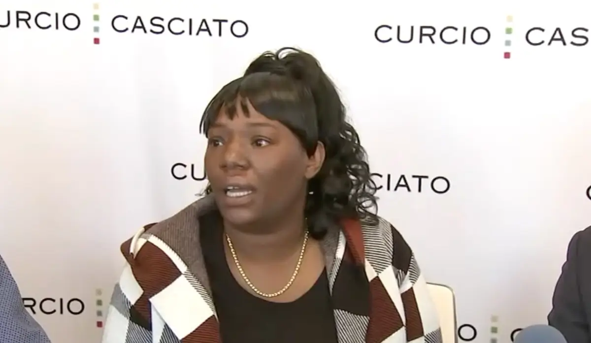 ‘What Should You be Called?’: Outraged Mom Sues Chicago...the N-Word,
Mocked Her as ‘Mentally Ill’ in Front of Class