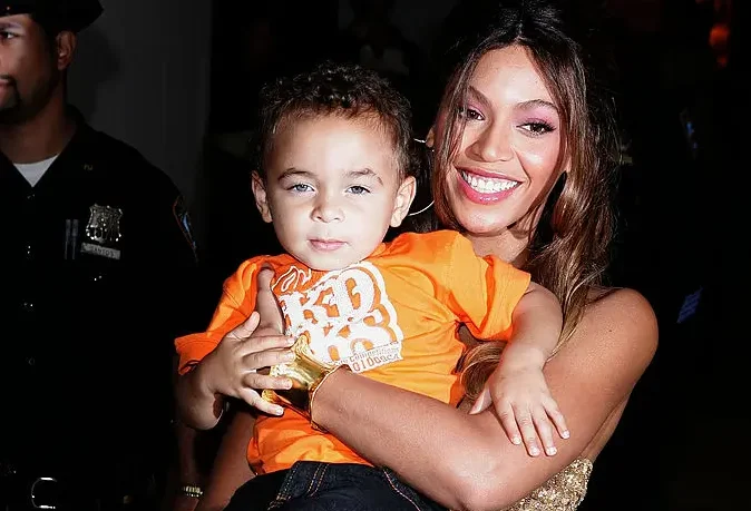 Beyonce Knowles and nephew (Photo by James Devaney/WireImage)