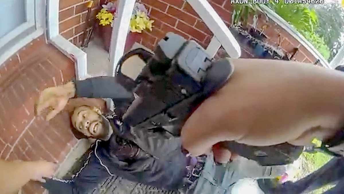 Black Man Shot in Back Fleeing From Florida Cop, Police Body Cam Footage Shows