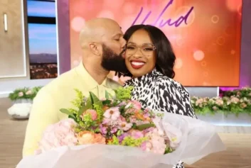 Talk show host Jennifer Hudson has fans speculating that the EGOT winner is pregnant with a baby by award-winning hip-hop artist Common. (Photo: The Jennifer Hudson Show/YouTube.)