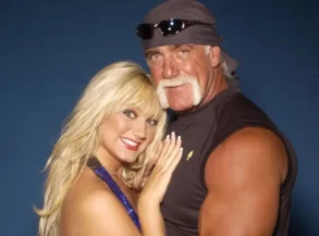 LOS ANGELES - SEPTEMBER 26: Singer and reality TV star Brooke Hogan poses for a portrait with her father Hulk Hogan on September 26, 2004 in Los Angeles, California. (Photo by Harry Langdon/Getty Images)