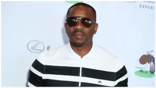 Duane Martin shares photos with his new fiancée as fan compare her to his ex-wife, Tisha Campbell.