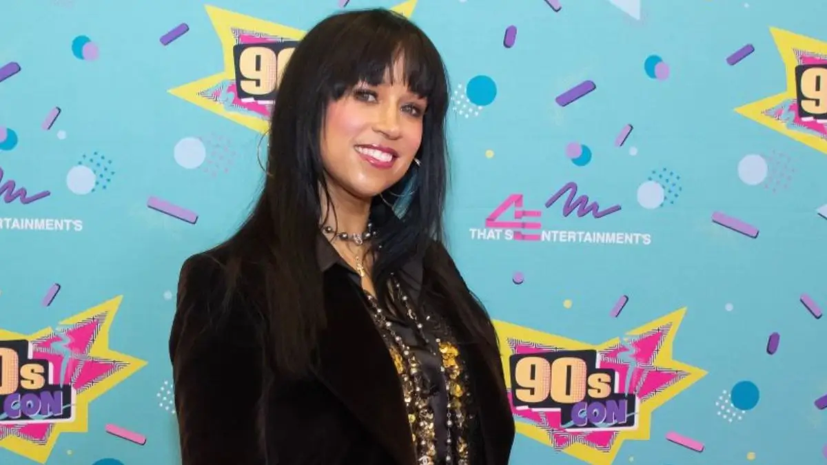 ‘Mhmm … Baby, It’s Thick’: Stacey Dash’s Sultry Dance Video with Her Shirt Up Has Fans Zooming In on What’s Moving ‘Mhmm … Baby, It’s Thick’: Stacey Dash’s Sultry Dance Video with Her Shirt Up Has Fans Zooming In on What’s Moving