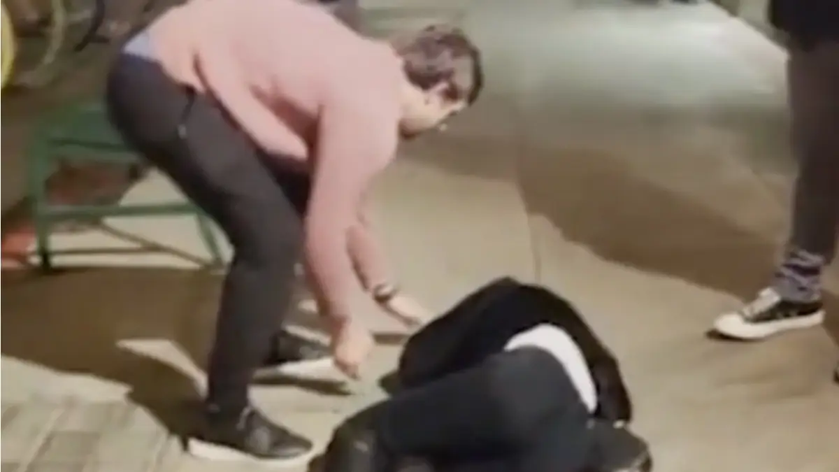 San Francisco Woman Got More Than What She Bargained for After Pulling Restaurant Worker's Hair In Viral Video