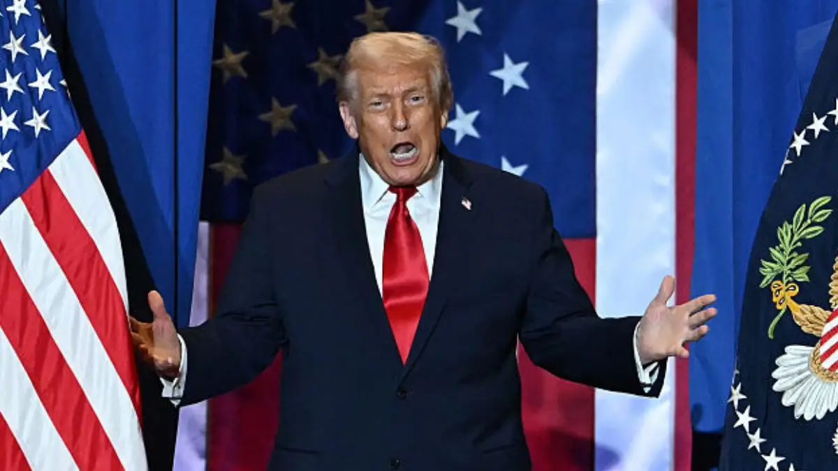 ‘Like a Tantrum-Throwing Toddler’: Trump’s Ego Takes a Brutal Hit as Fans Say His Endless Whining Led to a ‘Made Up Award ‘Like a Tantrum-Throwing Toddler’: Trump’s Ego Takes a Brutal Hit as Fans Say His Endless Whining Led to a ‘Made Up Award