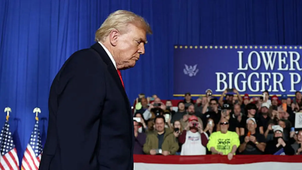 ‘Who’s Gonna Tell Her?’: Iowa Lawmaker Gushes Over Trump as the Ultimate Man for ‘Hardworking Women’ — Then Viewers Dig Up a Photo That Doesn’t Match the Praise