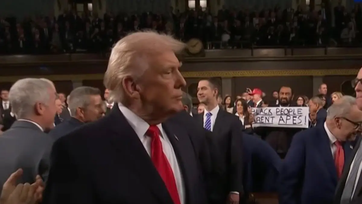 Rep. Al Green Gets Kicked Out of State of the Union for Holding Sign Defending Black People After He Is Accosted By Steve Scalise