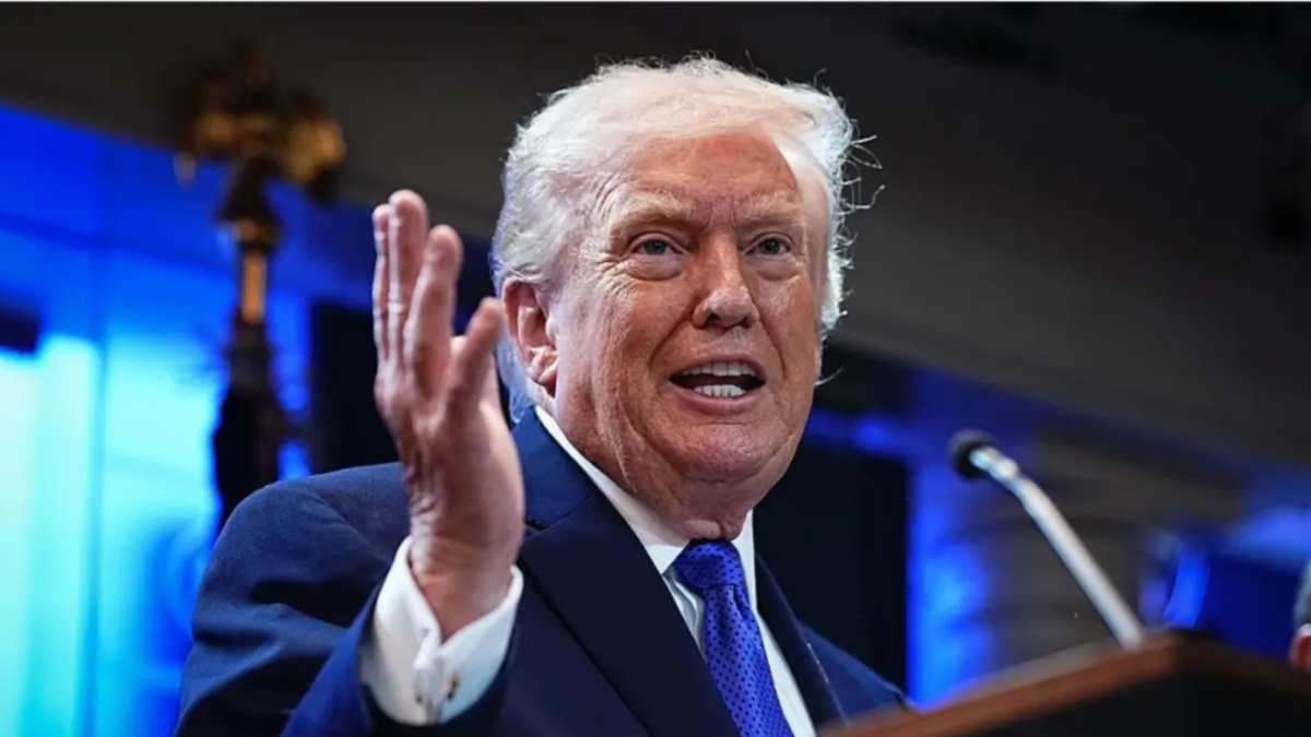 ‘This Guy Is Unhinged’: Trump Launches Into Lewd Tale About Another Man’s Wife, Then Boldly Takes Credit for the ‘Most Outlandish’ Parts