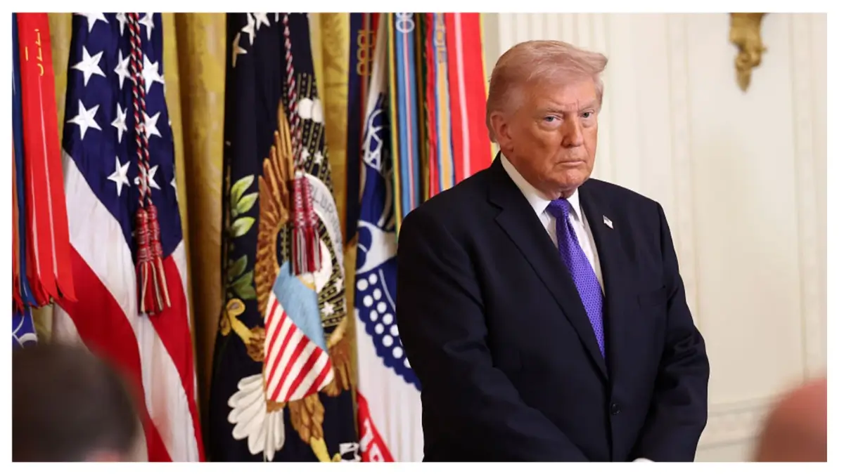 ‘It’s Getting Bad!’: Trump Tries to Pretend Nothing’s Wrong — Then Brutal Side-by-Side Photos Drop and the White House’s Clumsy Spin Only Makes the Internet Look Harder