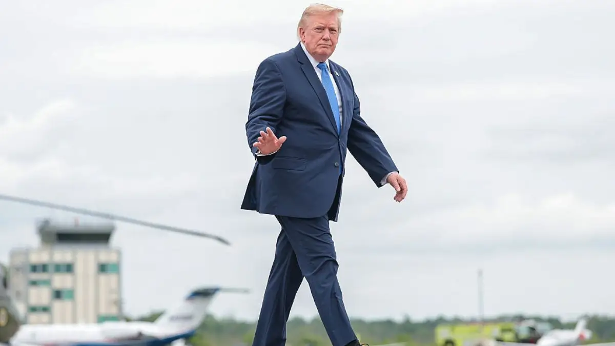 President Donald Trump was caught struggling to walk a straight line