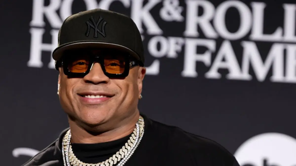 ‘Didn’t Think the Man Could Get Any Finer’: LL Cool J Shocks Fans with New ‘Seasoned’ Look That Has Ladies Doing a Double Take