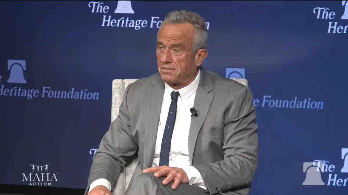 ‘No Way!’: RFK Jr. Tells Wild Trump Story to Boost His Image, But It Quickly Collapses and He Turns Into a Punchline Instead