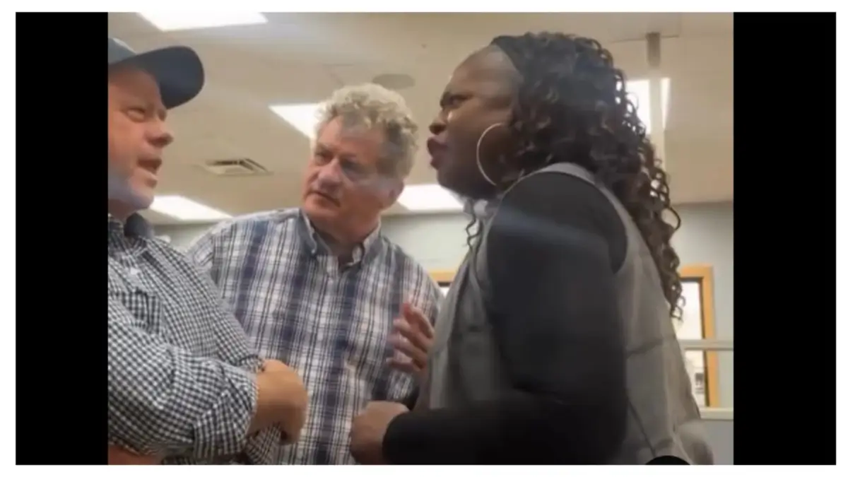 ‘Get Out the Way!’: Fired Employee Livestreams Heated Fight With Boss Over Missing Pay — Then Starts Spilling Secrets and It Goes Left Fast When Another Man Suddenly Steps In