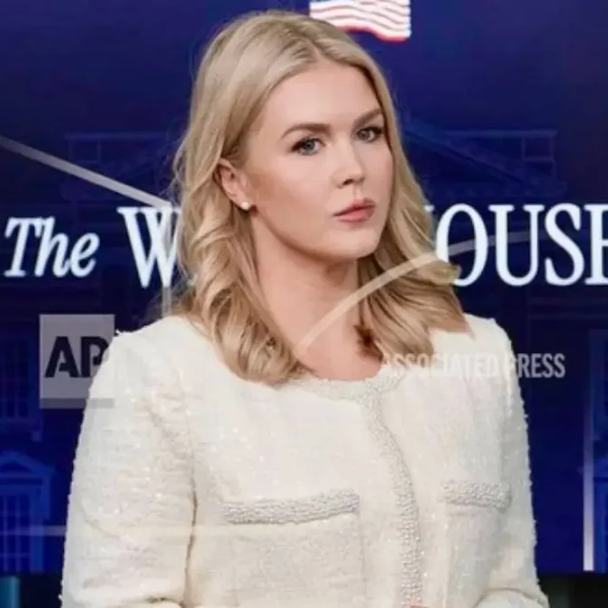 Looking a Bit Thick': Karoline Leavitt's Tight Green Dress In New Video  with Donald Trump Has Fans 'Distracted'