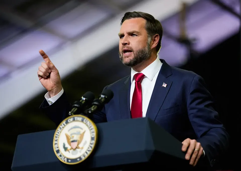 JD Vance Blindsided by Grieving Military Husband’s Question About Death, Scrambles for an Answer, Then Admits One ‘Huge Mistake’