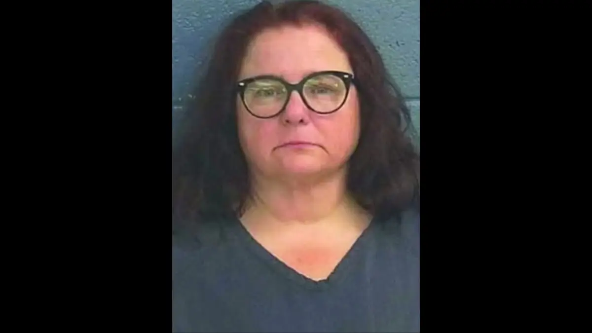 Indiana Science Teacher Accused of Slapping One Student, Threatening Another Indiana Science Teacher Accused of Slapping One Student, Threatening Another