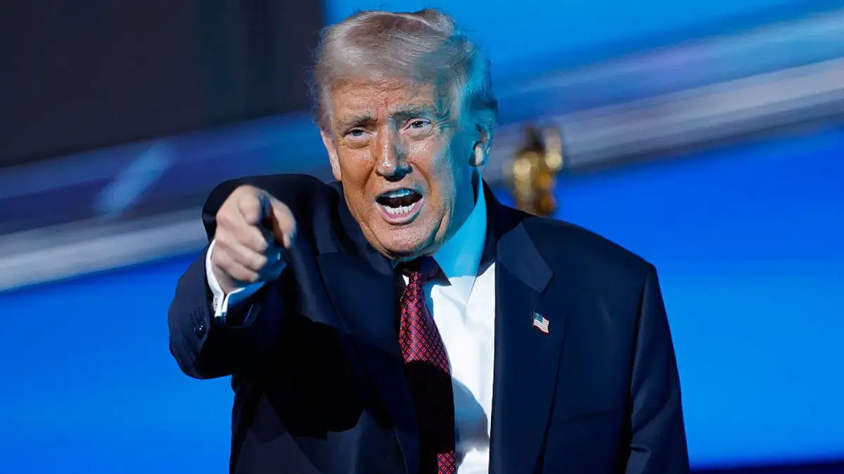 Trump’s Ego Takes Over as He Revives an Previous Rant, Ending with a Shady Praise and Self-Reward That Has Followers Howling Trump’s Ego Takes Over as He Revives an Previous Rant, Ending with a Shady Praise and Self-Reward That Has Followers Howling